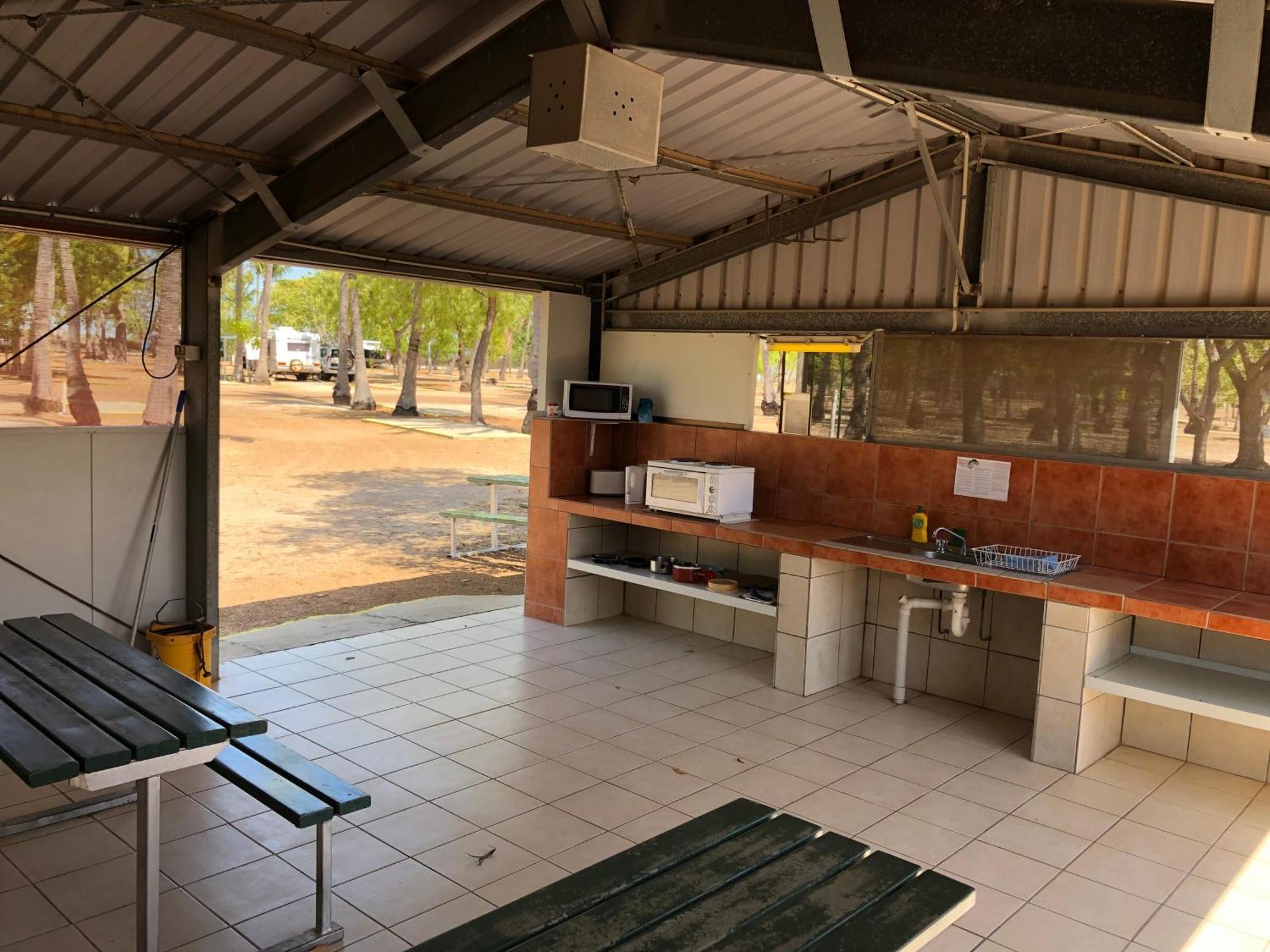 Karumba Point Sunset Caravan Park Bagian luar foto