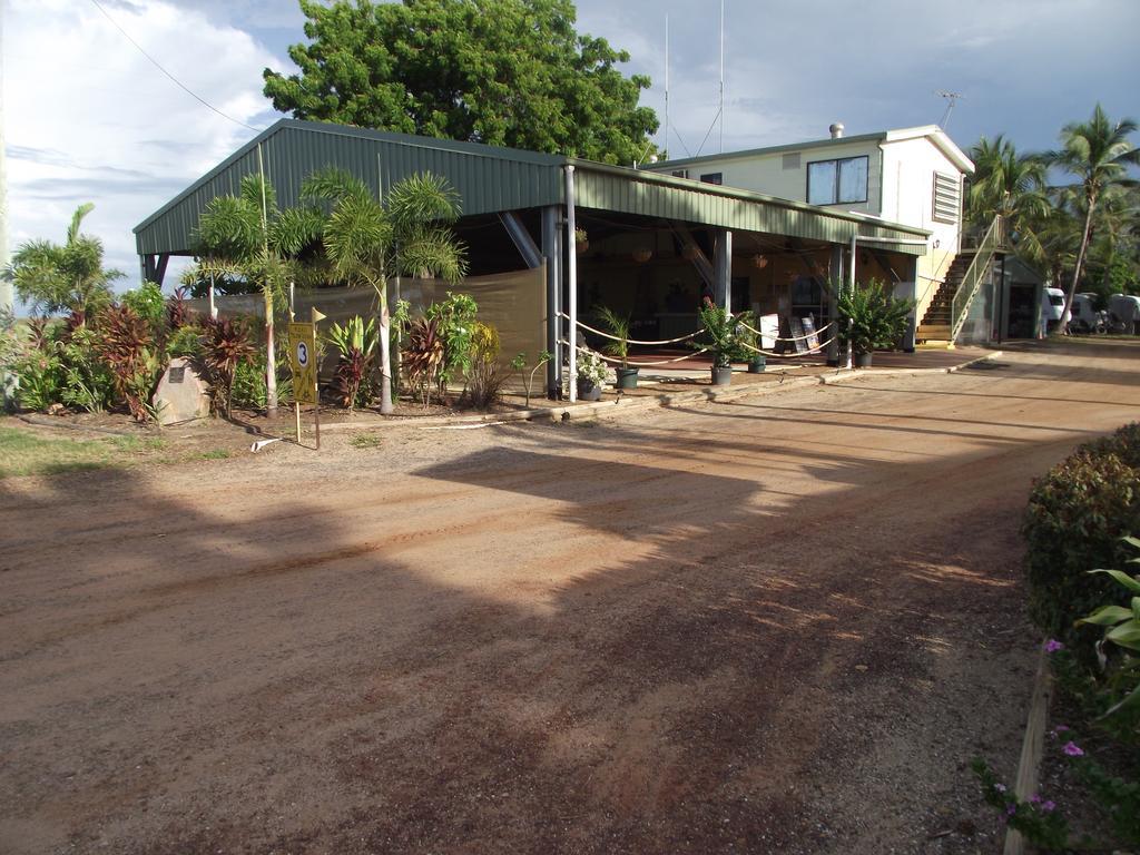 Karumba Point Sunset Caravan Park Bagian luar foto