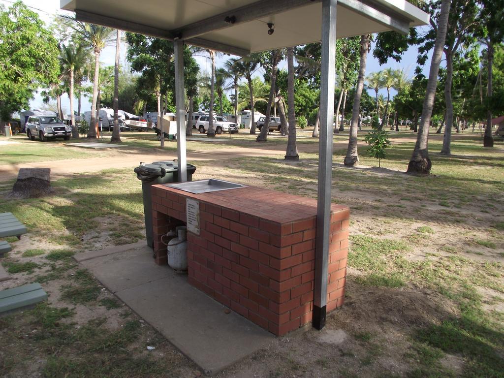Karumba Point Sunset Caravan Park Bagian luar foto