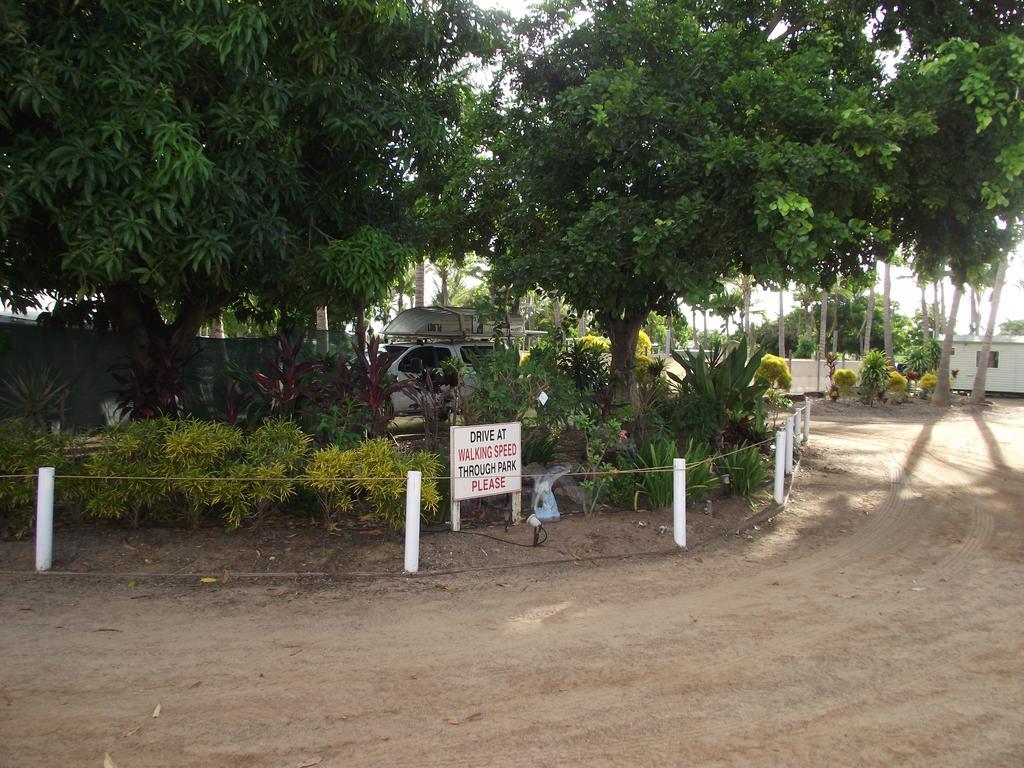 Karumba Point Sunset Caravan Park Bagian luar foto